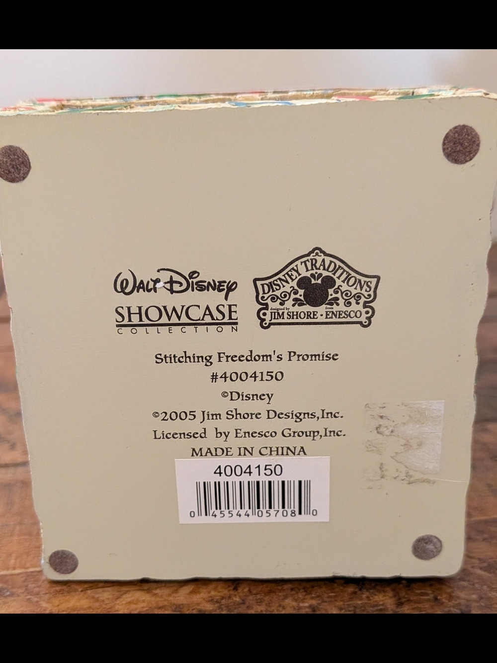 Stitching Freedom's Promise Minnie Mouse & The Ultimate Patriot Mickey Mouse - Picture 7 of 8
